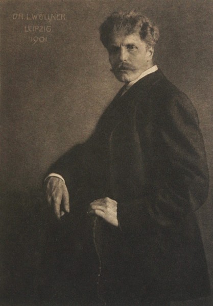 Portrait: Singer & Thespian Dr. Ludwig Wüllner