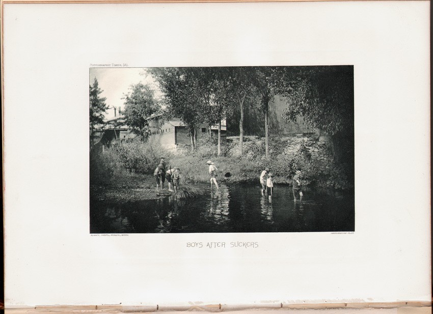 boys-after-suckers-herbert-macy-april-1890-vpy