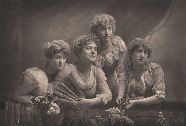 Group of the Misses Dene