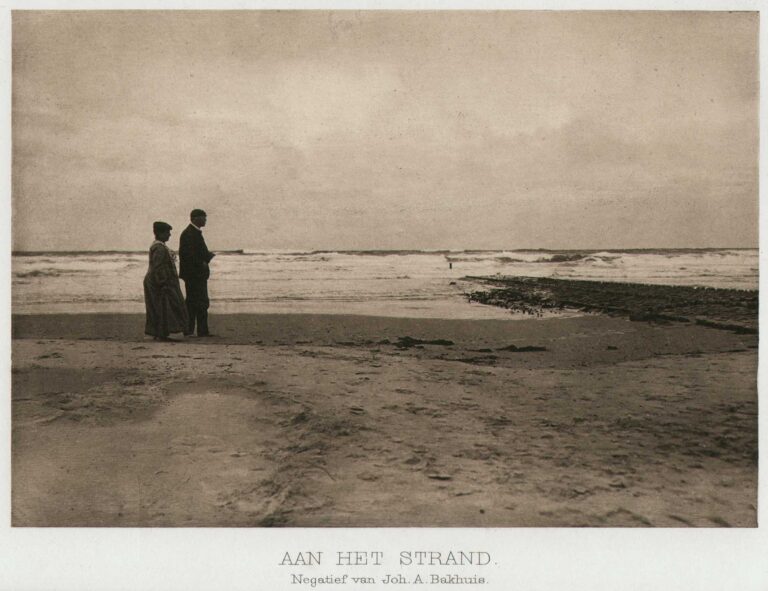 Aan het Strand | On the Beach