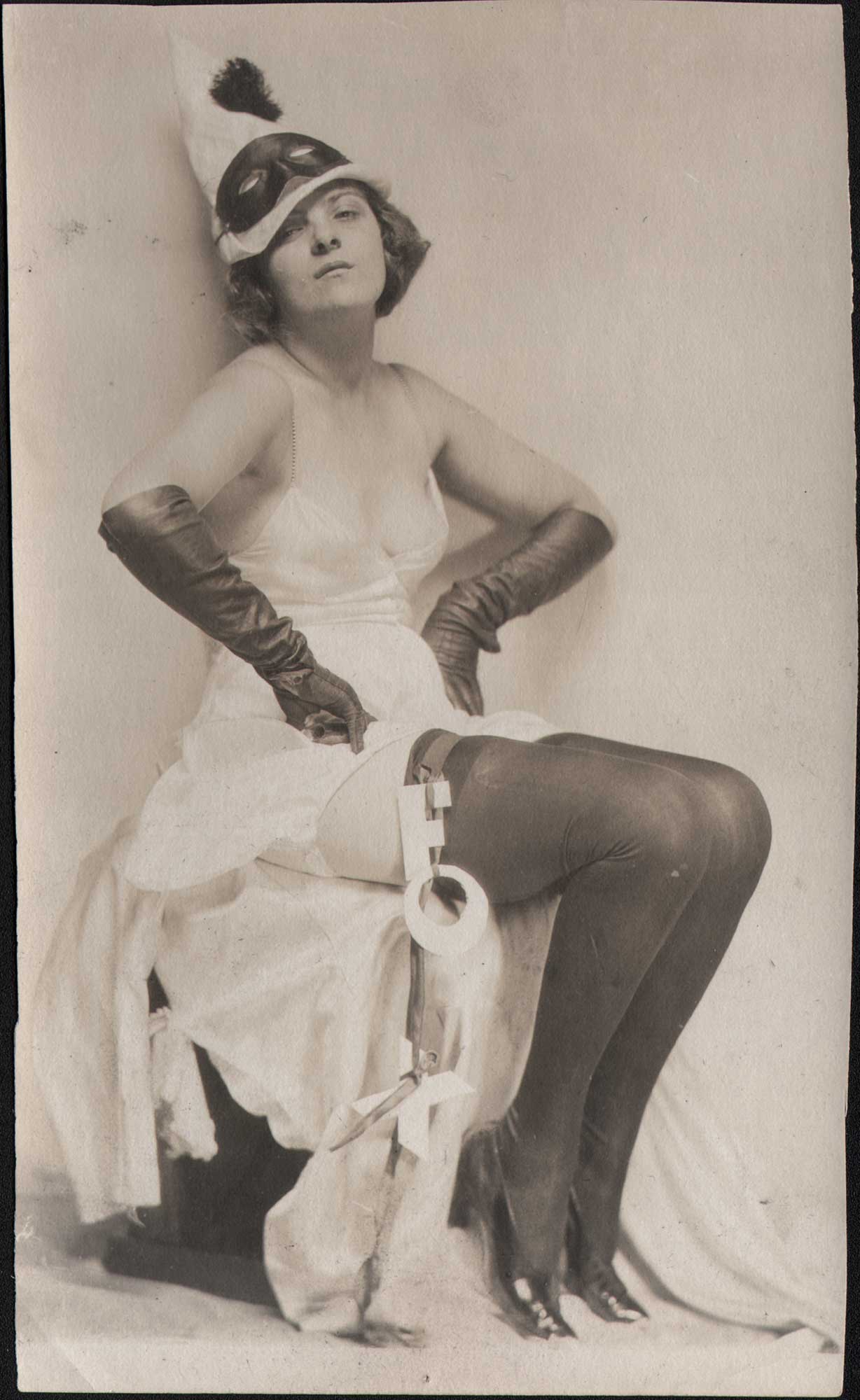 Fox Shoes Model: Possibly Film Actress Eileen Percy