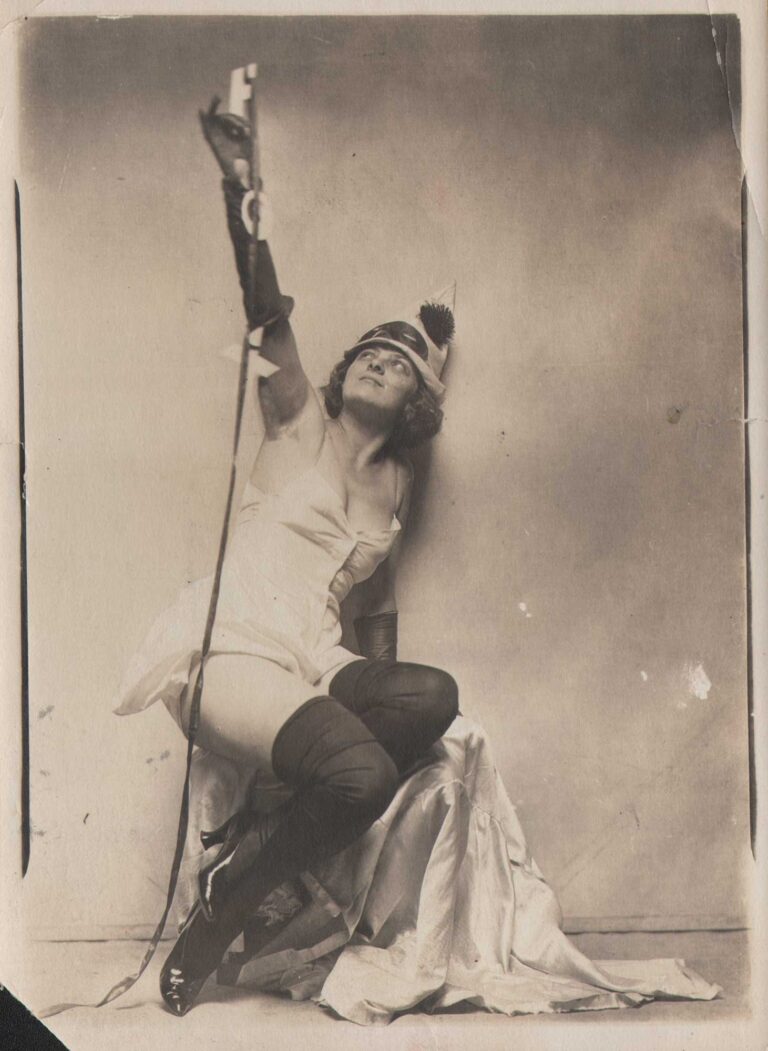 Fox Shoes Model: Possibly Film Actress Eileen Percy