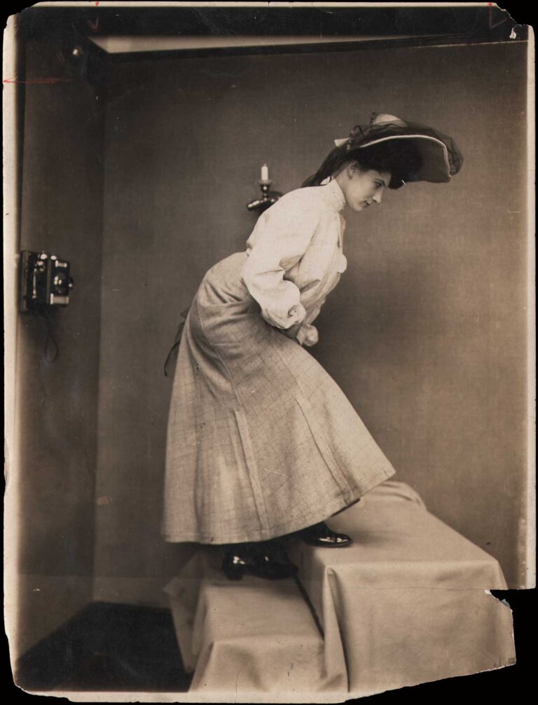 No Slouching Please: Posture Training in 1910