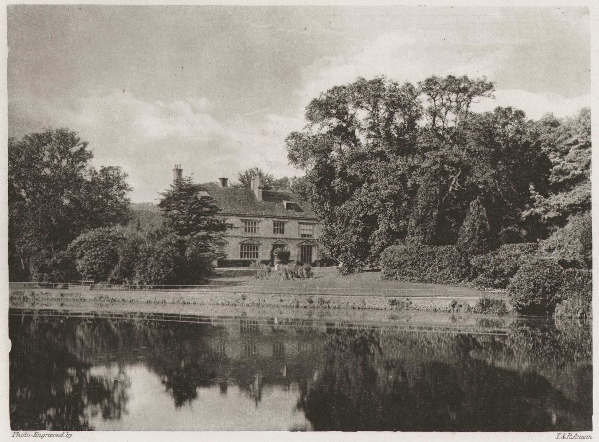 Thorpe Old Hall: River Yare