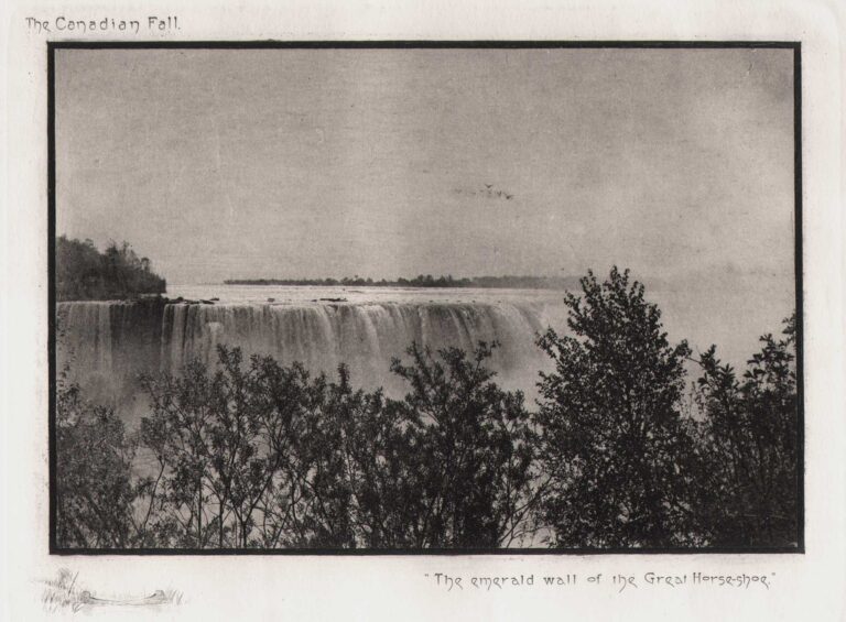 The Canadian Fall: The Emerald Wall of the Great Horse-shoe